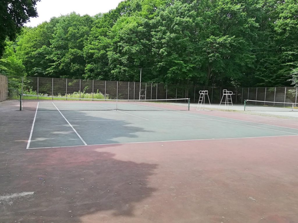 青葉中央公園　テニスコート