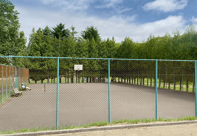 石山東公園テニスコート