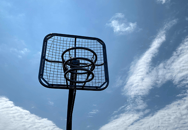 豊平川緑地バスケットゴール
